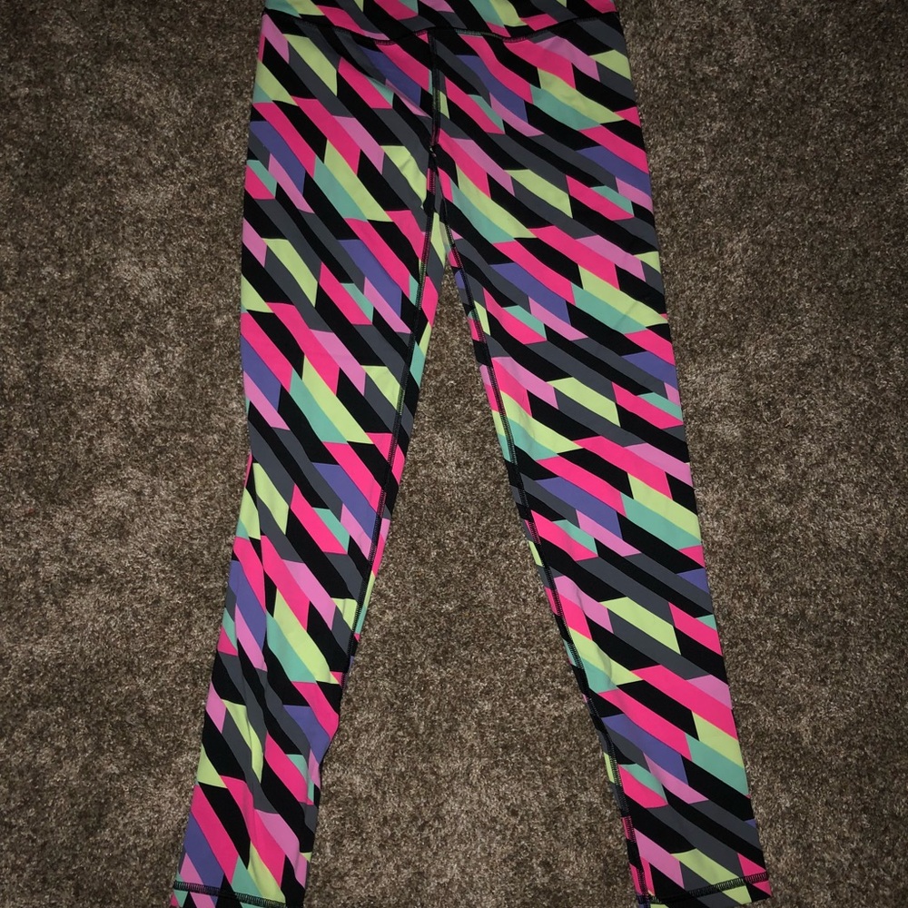 Medium Victoria Secrets workout pants